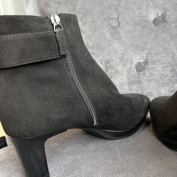 Aquatalia Daniella Black Suede Ankle Boots – Size 9 - Picture 8 of 11